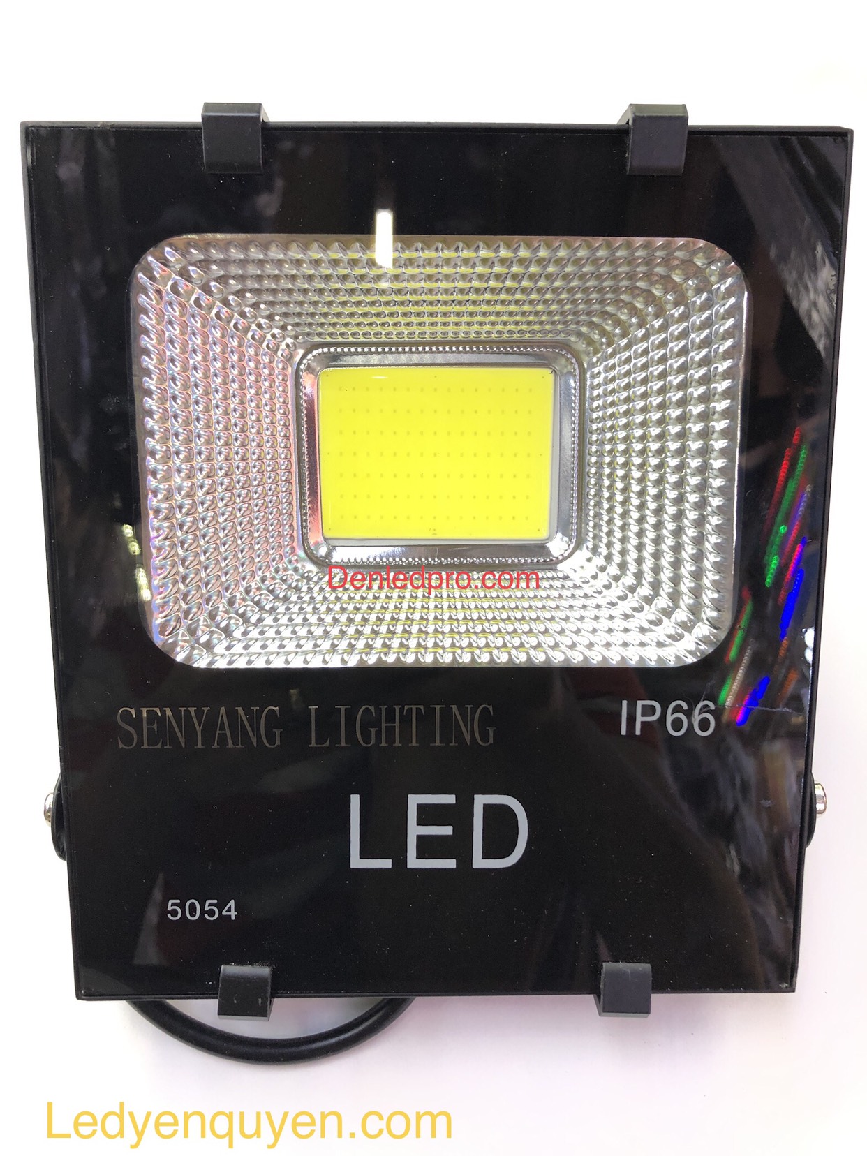 Đèn Pha LED 50W Senyang Light ( tốt)