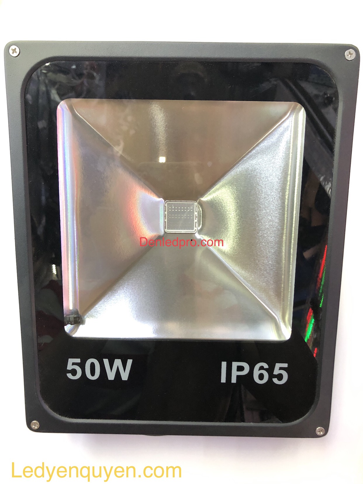 Đèn Pha LED 50W RGB