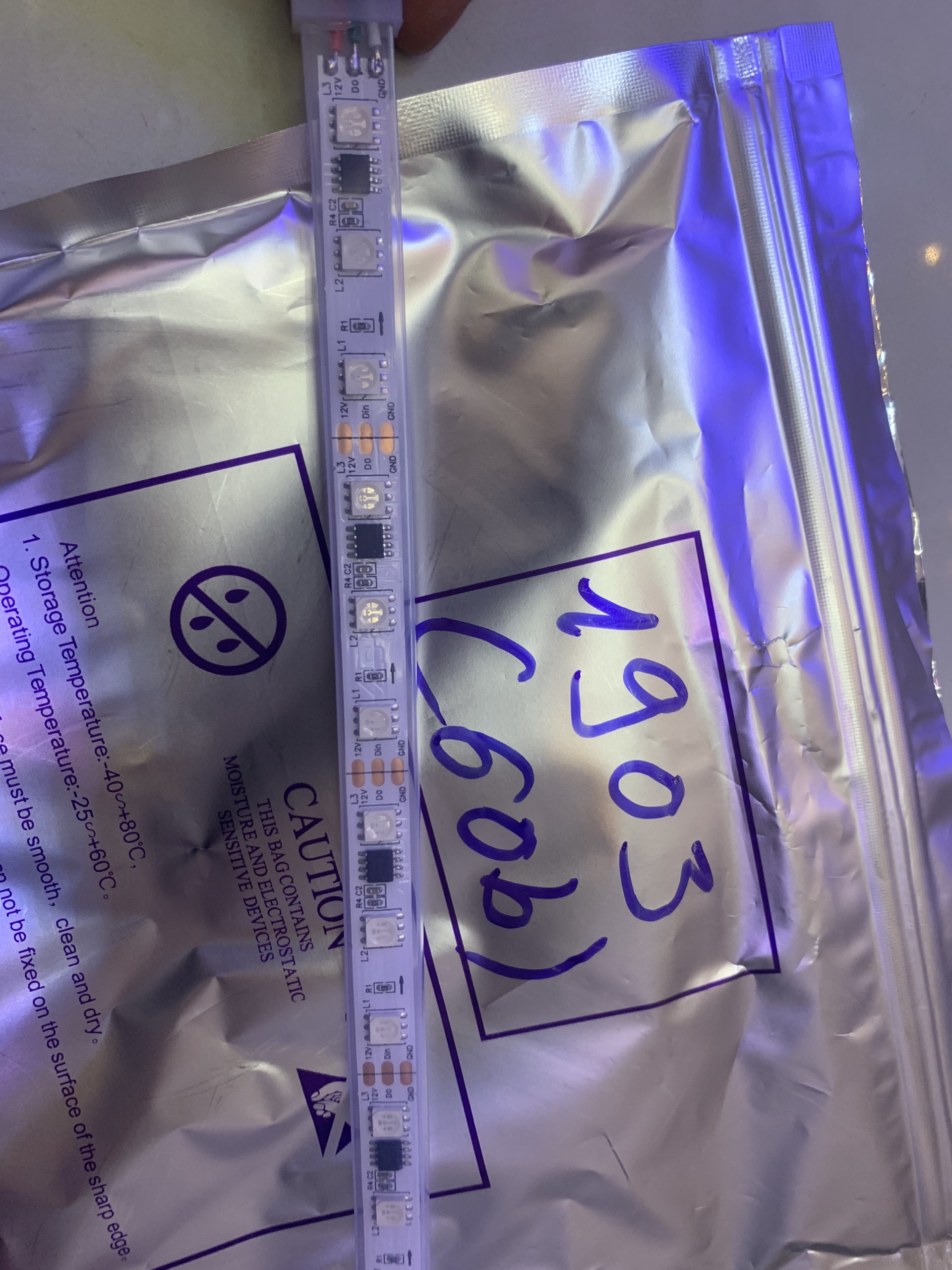 Led dây 1903 5 mét (1m60b) 12v KK trong nhà